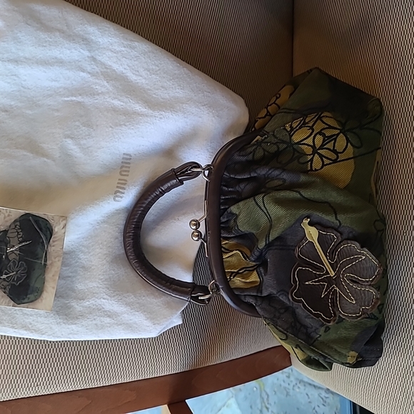 Miu Miu Milatary Flower small handbag Kisslock Vintage Cutie!! - Picture 2 of 10